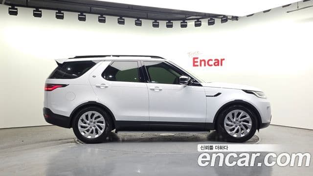 Land Rover Discovery 5 D250 S, 2024 6