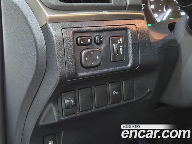 Lexus CT200h ZWA10, 2017 14