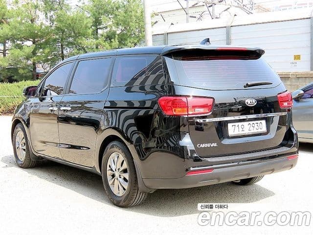 Kia The / новый New Carnival 11인승 Deluxe, 2020 3