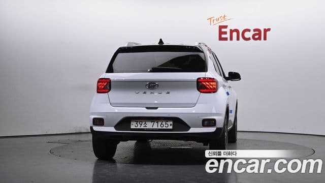 Hyundai Venue 1.6 Flux, 2020 4
