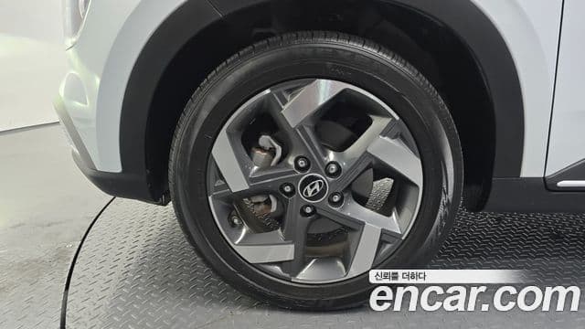 Hyundai Venue 1.6 Flux, 2020 все фото