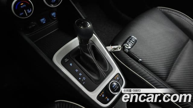 Hyundai Venue 1.6 Flux, 2020 9