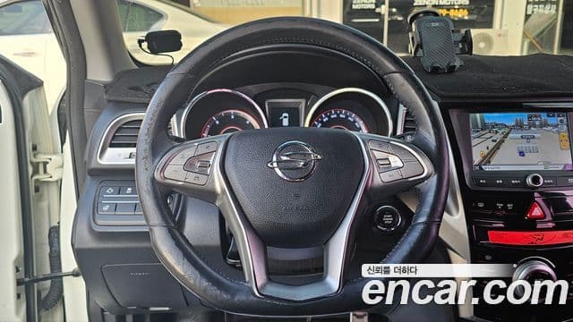 KG모빌리티(SsangYong) Tivoli дизель LX 2WD, 2016 16