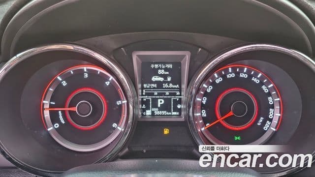 KG모빌리티(SsangYong) Tivoli дизель LX 2WD, 2016 17