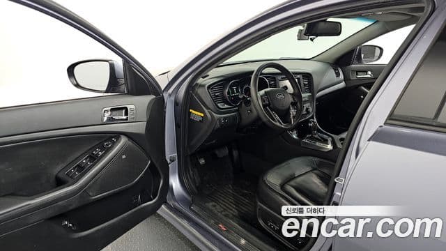 Kia K5 гибрид Noblesse, 2012 10