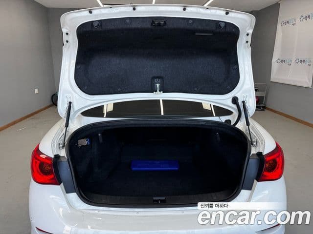 Infiniti Q50 Premium, 2015 20