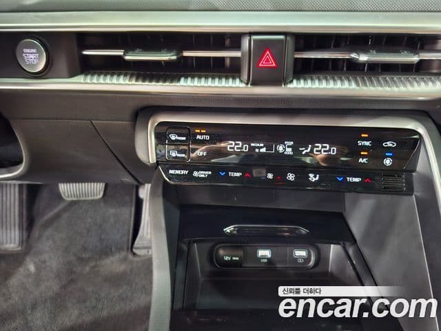 Kia K5 гибрид 3세대 Prestige, 2023 14