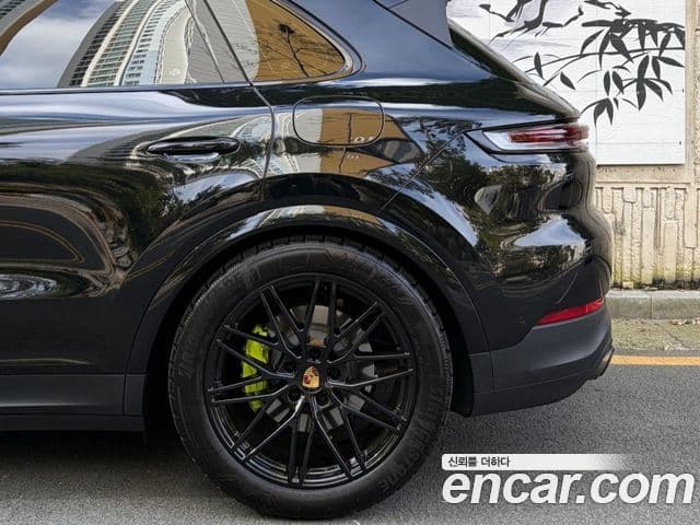 Porsche Cayenne (PO536) 3.0 E-гибрид, 2024 все фото