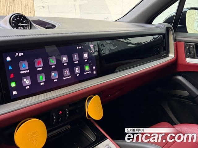 Porsche Cayenne (PO536) 3.0 E-гибрид, 2024 9