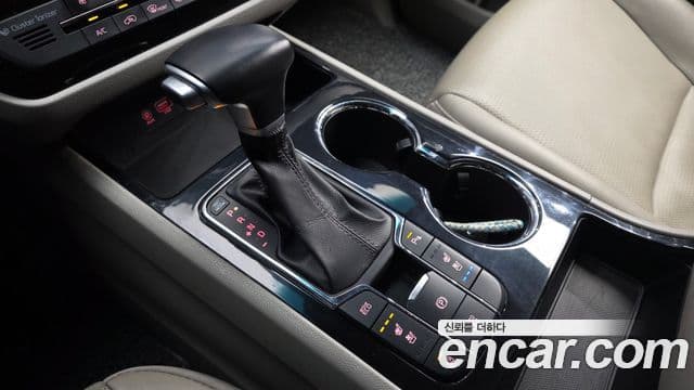 Kia The / новый New Carnival Prestige, 2020 9