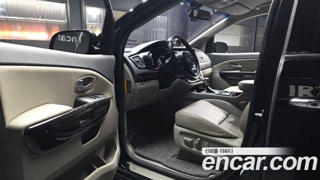 Kia The / новый New Carnival Prestige, 2020 10