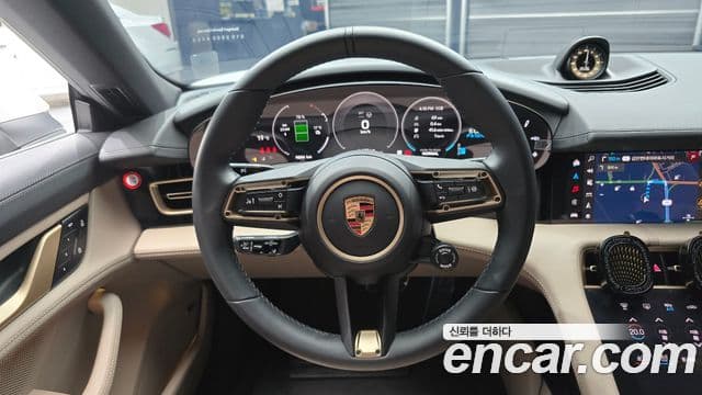 Porsche 타이칸 4S, 2025 13