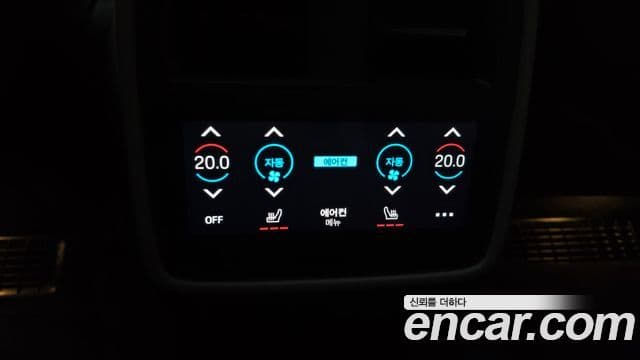 Porsche 타이칸 4S, 2025 17