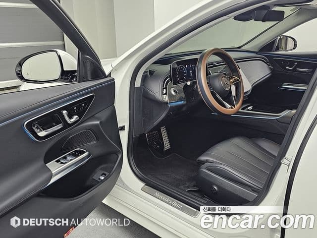 Mercedes-Benz E-класс W214 Avantgarde, 2024 11