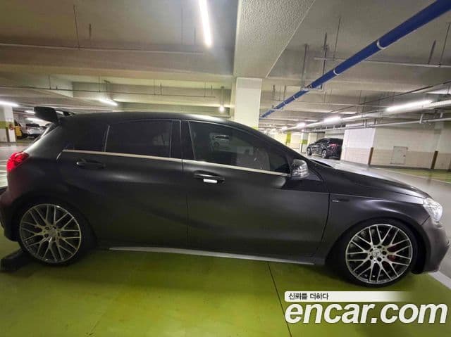 Mercedes-Benz A-класс W176 A45 AMG 4MATIC, 2017 4