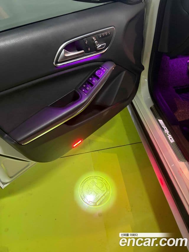 Mercedes-Benz A-класс W176 A45 AMG 4MATIC, 2017 14