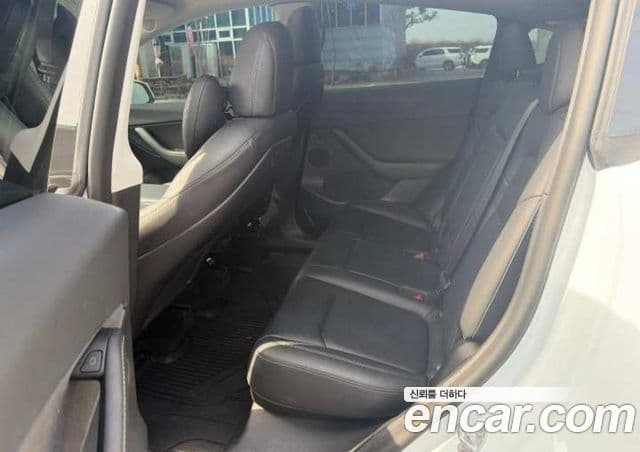 Tesla модель Y Long Range AWD, 2022 10