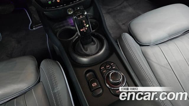 Mini Cooper 클럽맨 2세대, 2023 9