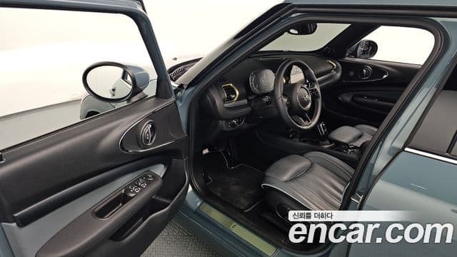 Mini Cooper 클럽맨 2세대, 2023 11