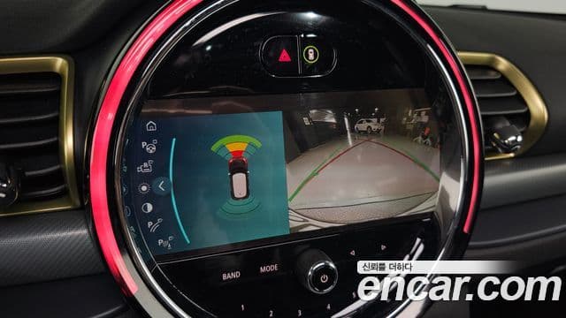 Mini Cooper 클럽맨 2세대, 2023 15