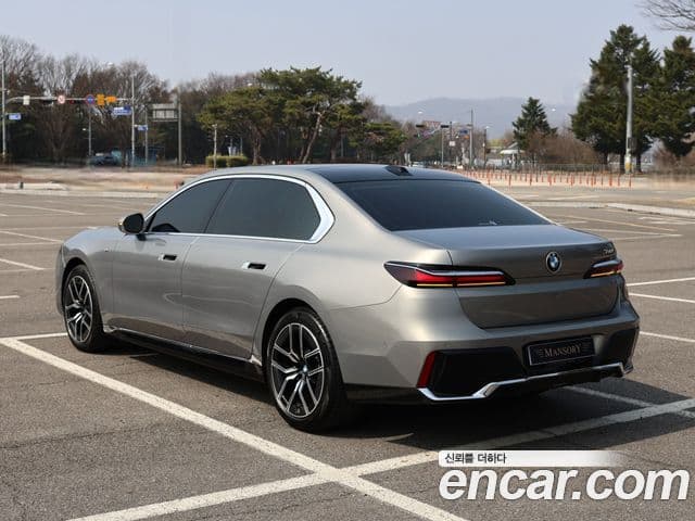 BMW 7시리즈 (G70) 740i sDrive M Sport, 2023 3