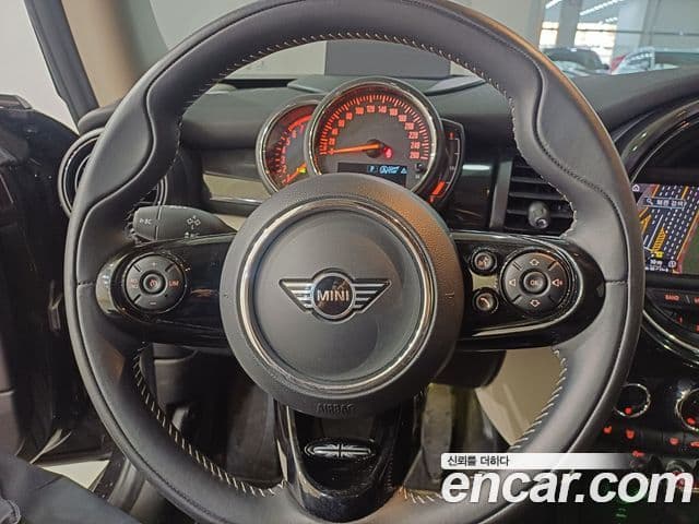 Mini Cooper S Kingsroad Edition, 2020 16