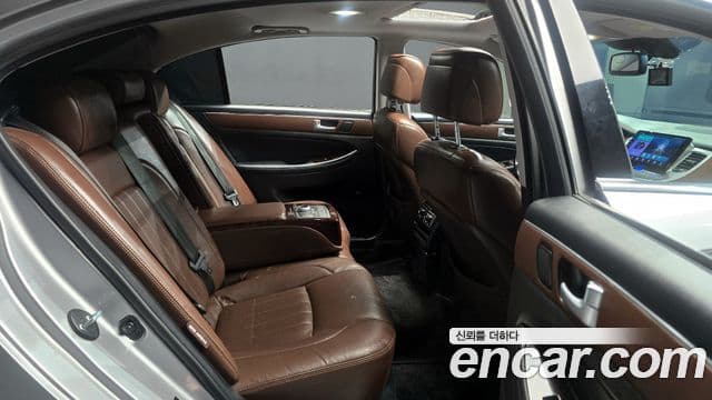 Hyundai Genesis Special, 2013 12