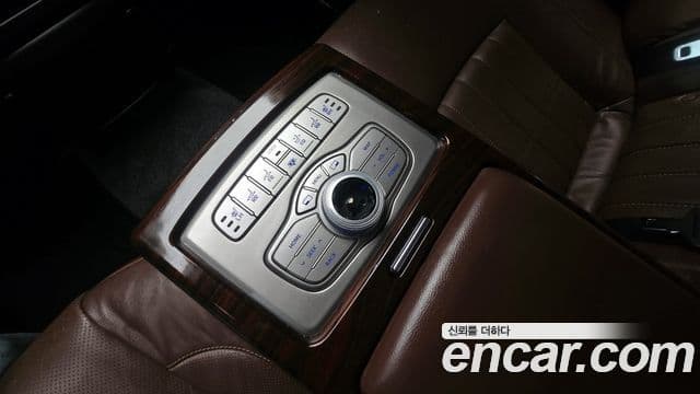 Hyundai Genesis Special, 2013 17