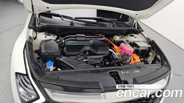 Kia Sportage 5세대 гибрид Signature 2WD, 2024 6