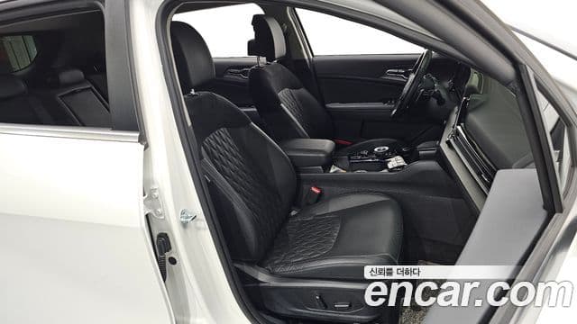 Kia Sportage 5세대 гибрид Signature 2WD, 2024 10