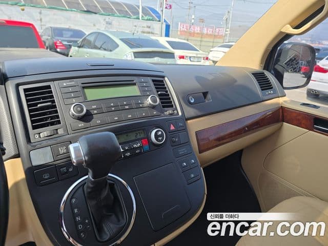 Volkswagen 멀티밴, 2008 8