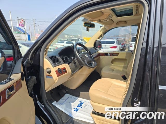 Volkswagen 멀티밴, 2008 9