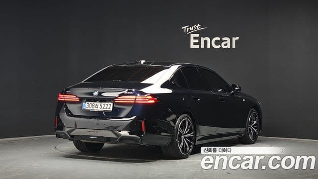 BMW 5시리즈 (G60) 530i xDrive M Sport, 2025 2