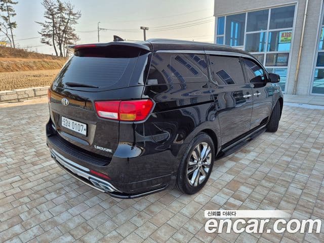 Kia All New Carnival President, 2017 4