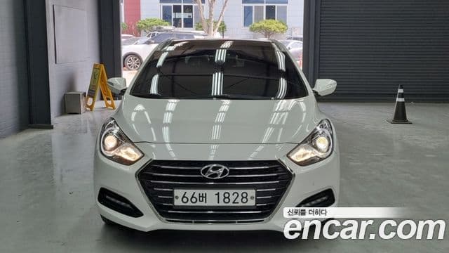 Hyundai i40 Premium, 2012 3