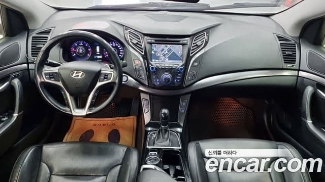 Hyundai i40 Premium, 2012 7
