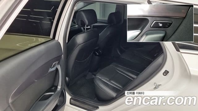 Hyundai i40 Premium, 2012 11