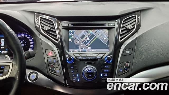 Hyundai i40 Premium, 2012 14