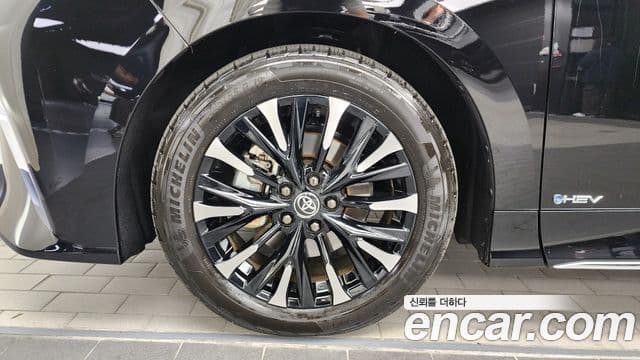 Toyota Alphard 4세대 2.5 HEV Executive AWD, 2024 все фото