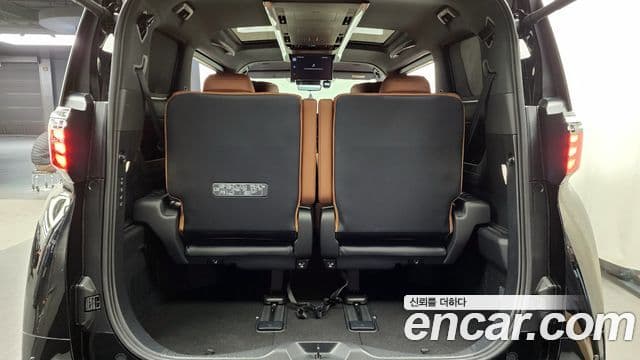 Toyota Alphard 4세대 2.5 HEV Executive AWD, 2024 21