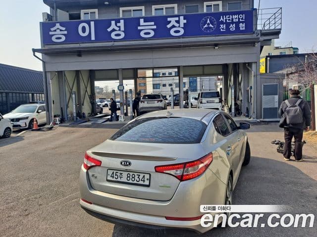 Kia K5 гибрид Prestige, 2013 1