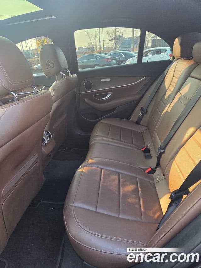 Mercedes-Benz E-класс W213 Exclusive, 2021 все фото