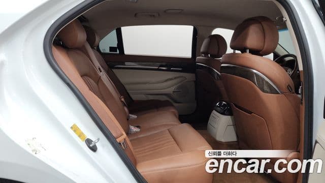 Genesis G90 Premium Luxury, 2021 12