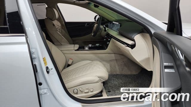 Genesis G80 (RG3) бензин 3.5 турбо AWD, 2025 11