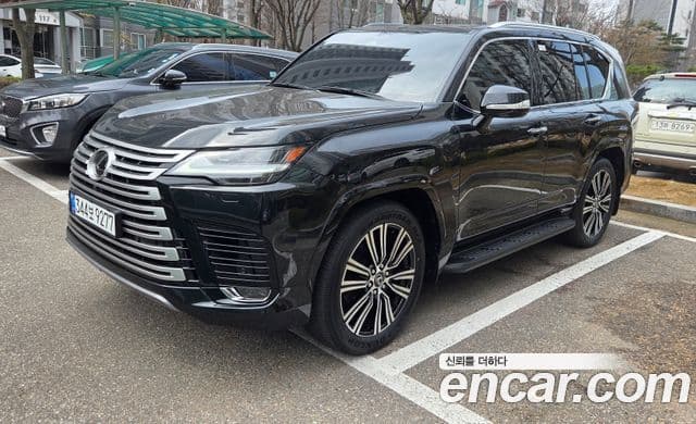Lexus LX 4세대 Luxury, 2025 3