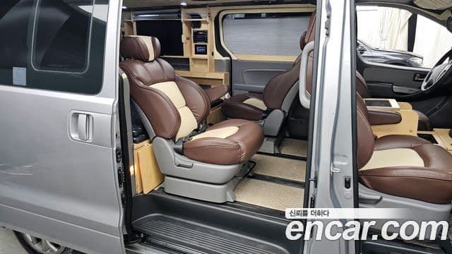 Hyundai Grand Starex 4WD кемпер, 2017 12