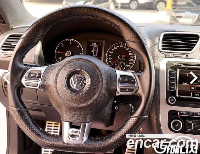 Volkswagen 시로코 2.0 TDI R-Line, 2012 8