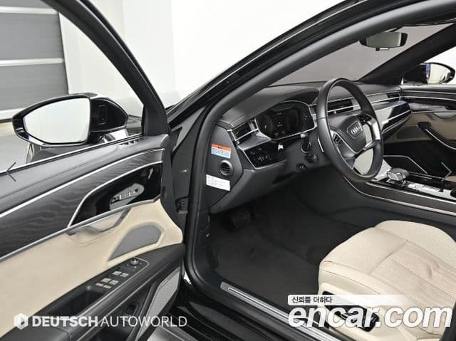 Audi A8 (D5) 55 TFSI Quattro Premium LWB, 2022 11