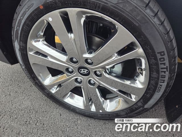 Hyundai 쏠라티 Luxury, 2024 8