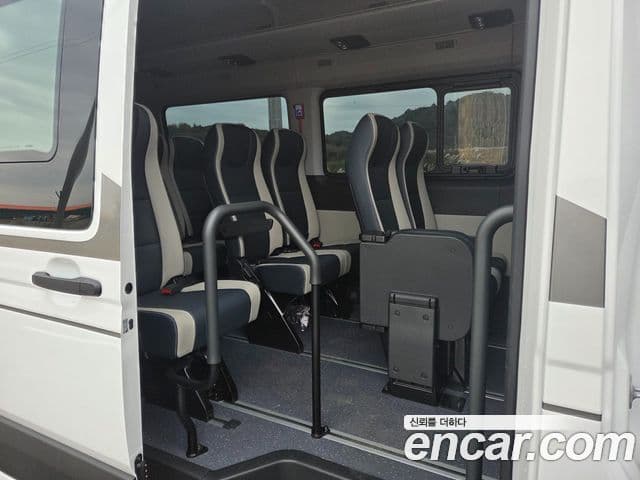 Hyundai 쏠라티 Luxury, 2024 16